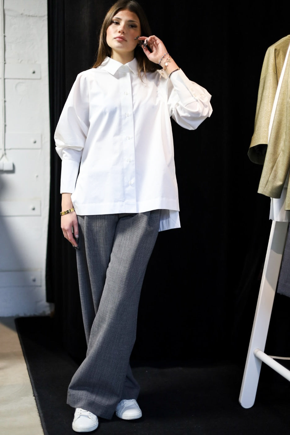 Wool trousers in grey