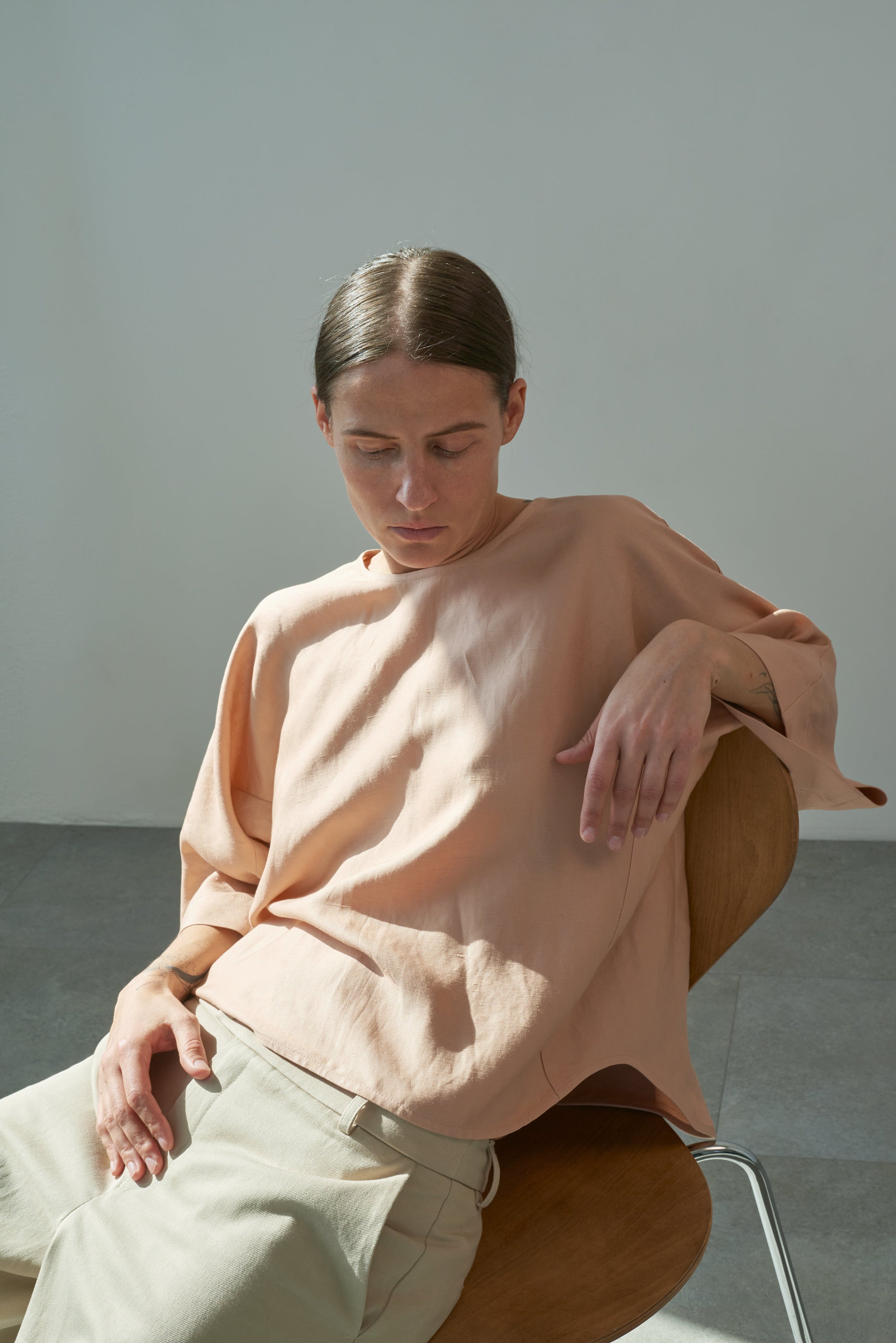 blouse in nude