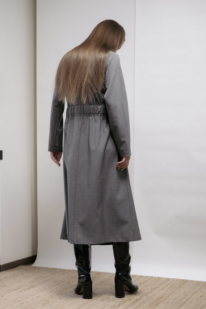 Grey virgin wool dress with kimono sleeves and belt. Lightweight fabric, can be worn as a dress or long jacket. Made in Estonia.