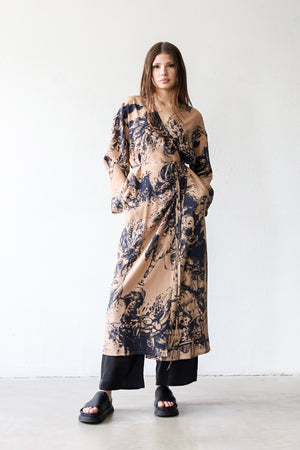 Wrap dress in printed silk